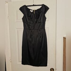 London Times Black Darted Cocktail /Work Scoop Neck Dress With Zipper Detail
